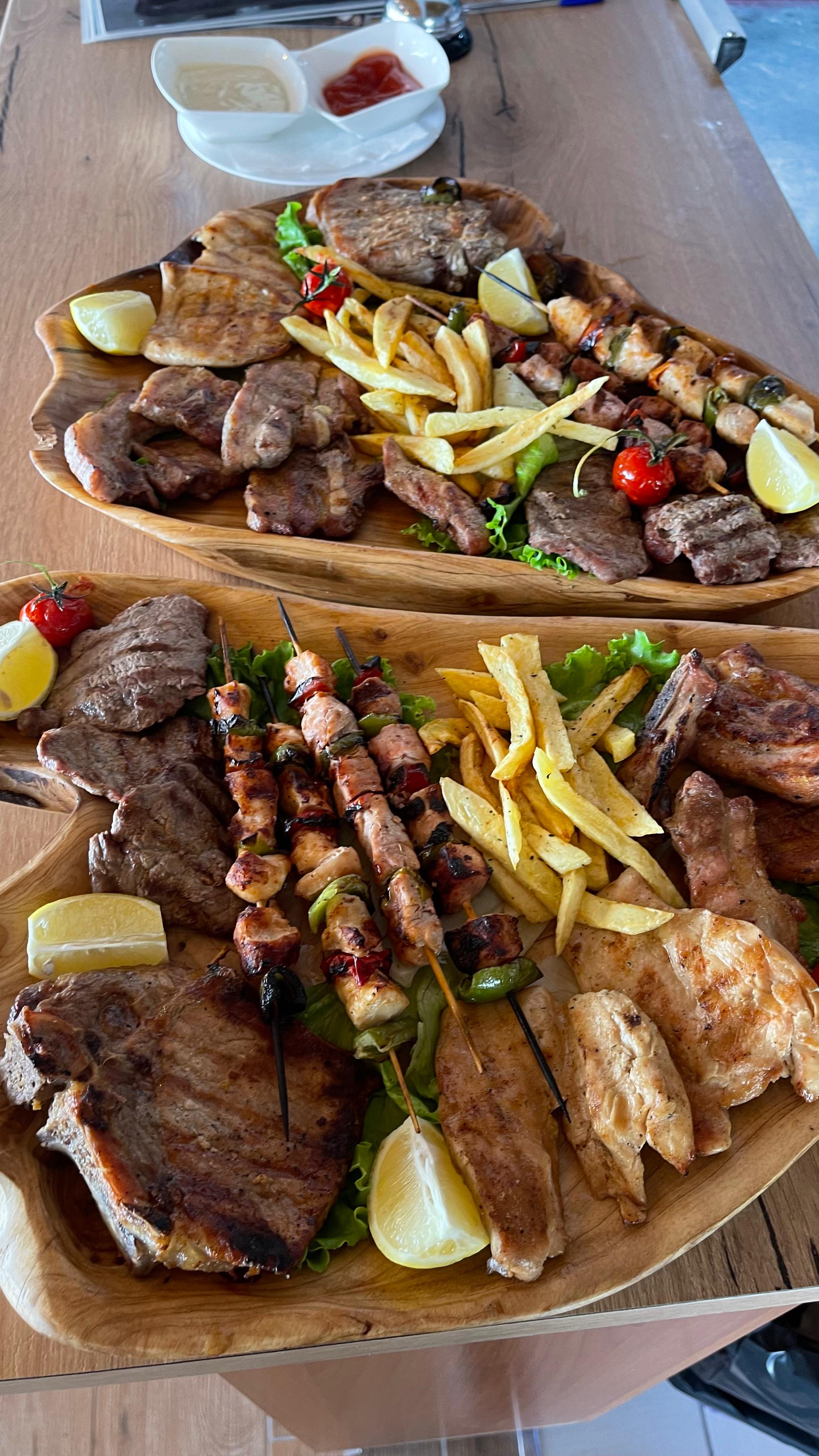 Mix Meat Eagle Nest